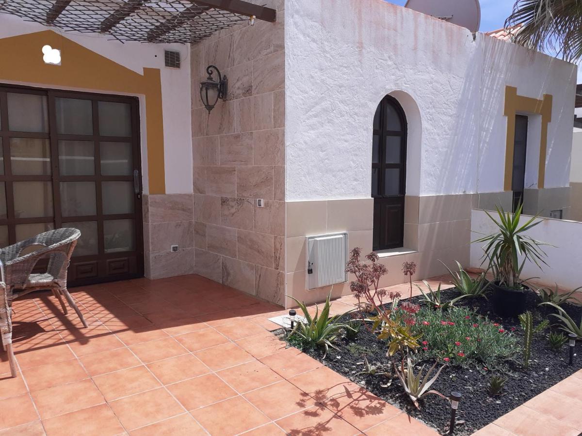 Beautiful Coastline Bungalow Near The Ocean 50 M Apartamento Costa De Antigua Exterior foto